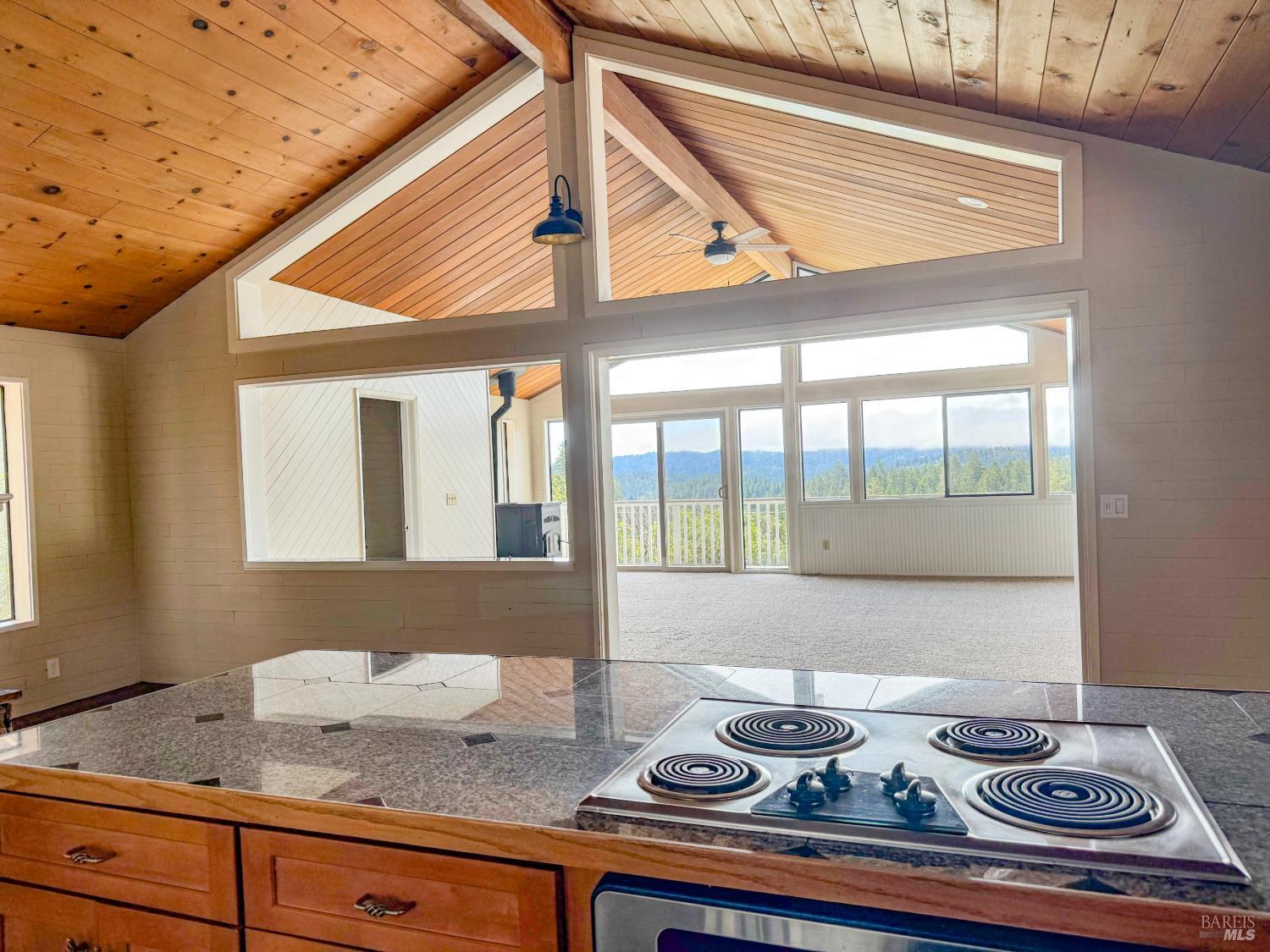 27620 Poppy Drive Willits CA 95490