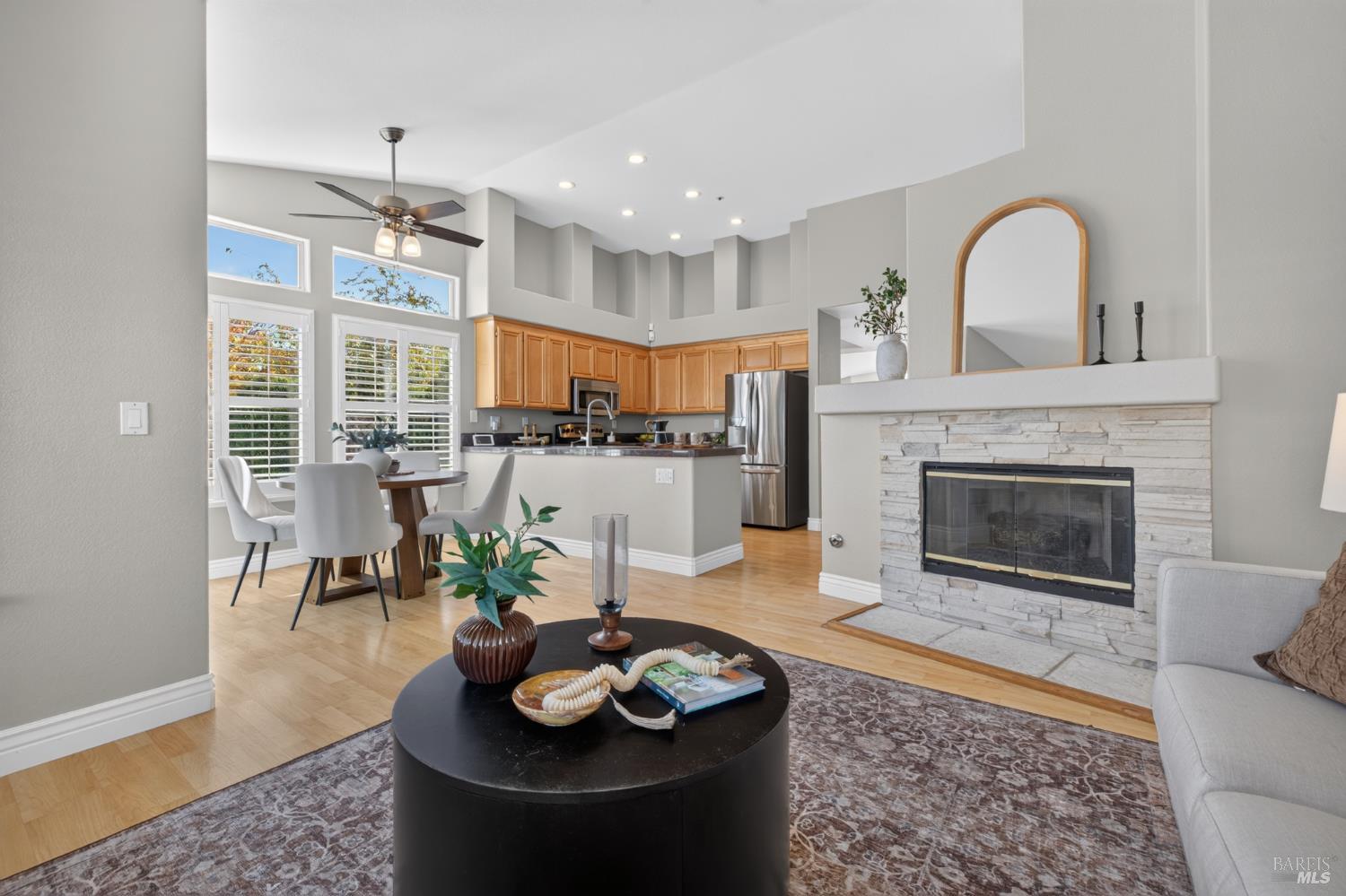 821 Wildflower Court Petaluma CA 94954