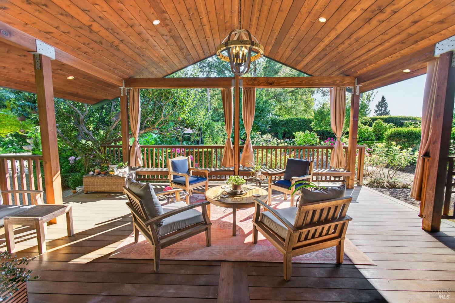 48 Garfield Lane Napa CA 94558