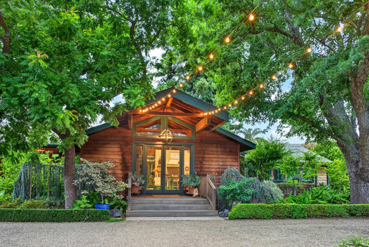 48 Garfield Lane Napa CA 94558