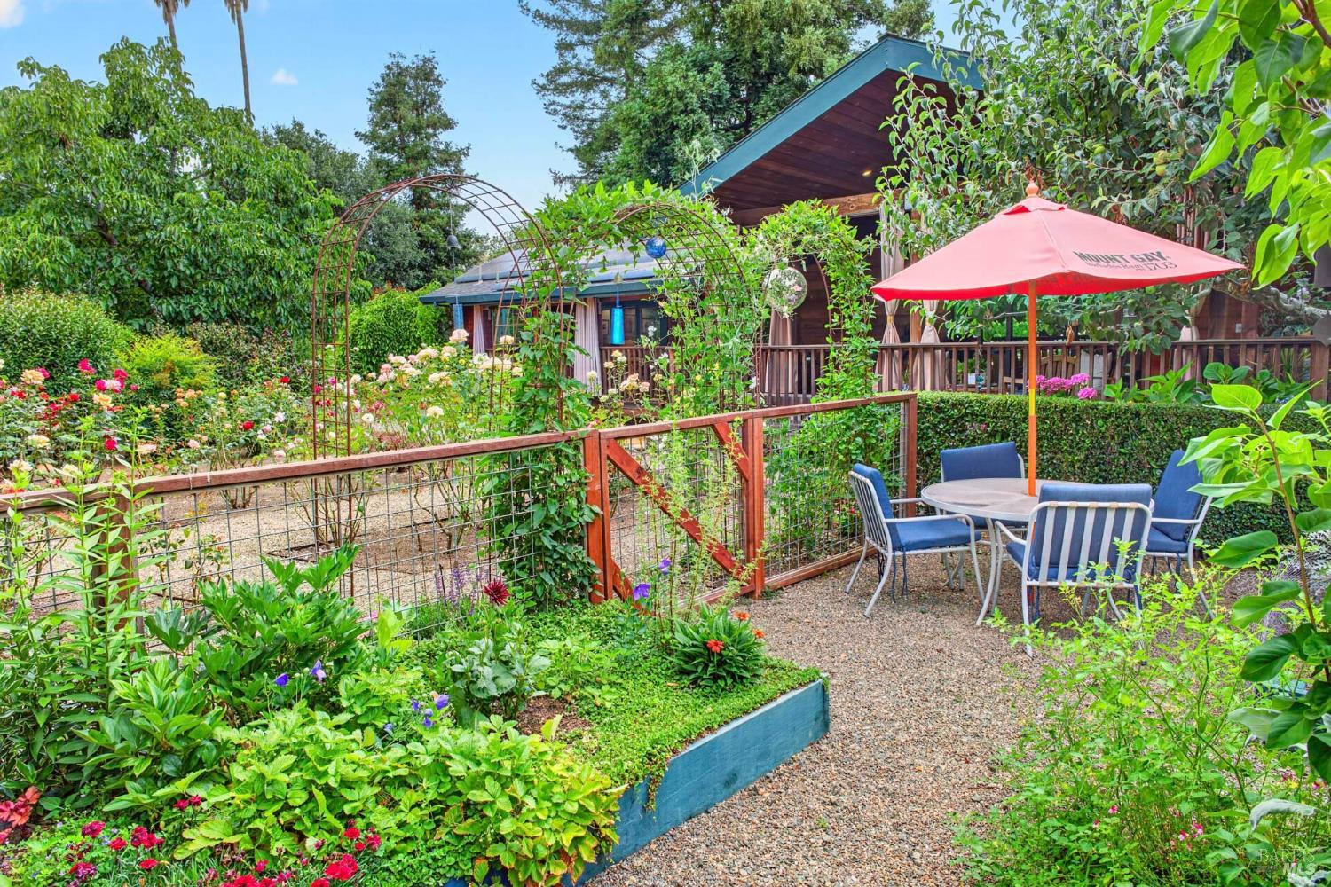 48 Garfield Lane Napa CA 94558