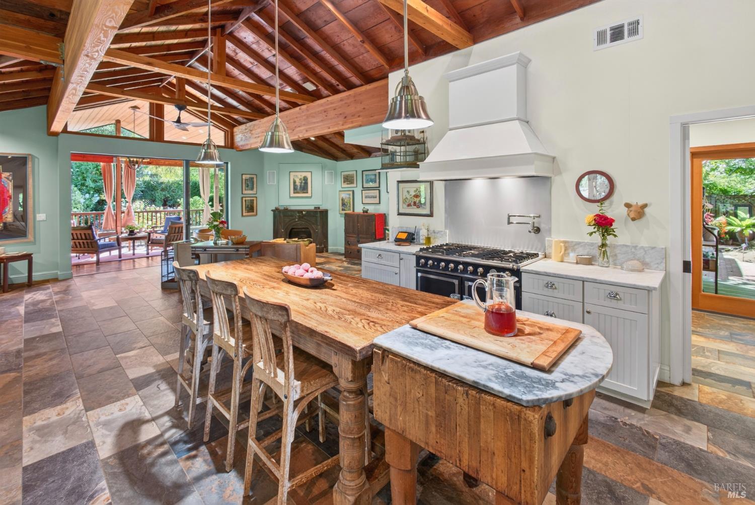 48 Garfield Lane Napa CA 94558