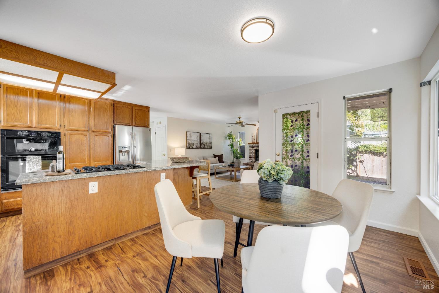 1874 Amy Avenue Santa Rosa CA 95401