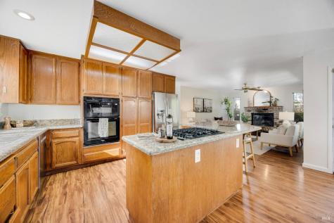 1874 Amy Avenue Santa Rosa CA 95401