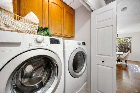 1874 Amy Avenue Santa Rosa CA 95401