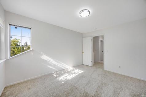 1874 Amy Avenue Santa Rosa CA 95401