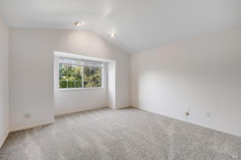 1874 Amy Avenue Santa Rosa CA 95401
