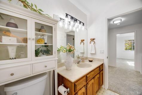 1874 Amy Avenue Santa Rosa CA 95401