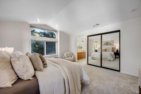1874 Amy Avenue Santa Rosa CA 95401