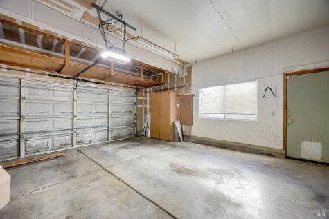 1874 Amy Avenue Santa Rosa CA 95401