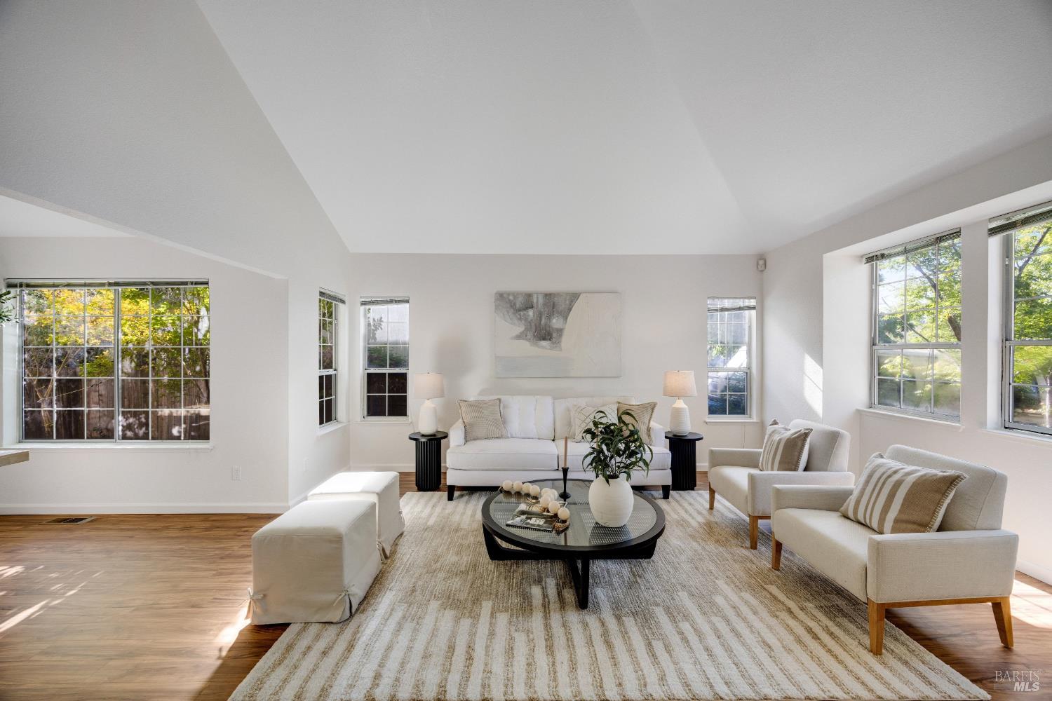 1874 Amy Avenue Santa Rosa CA 95401