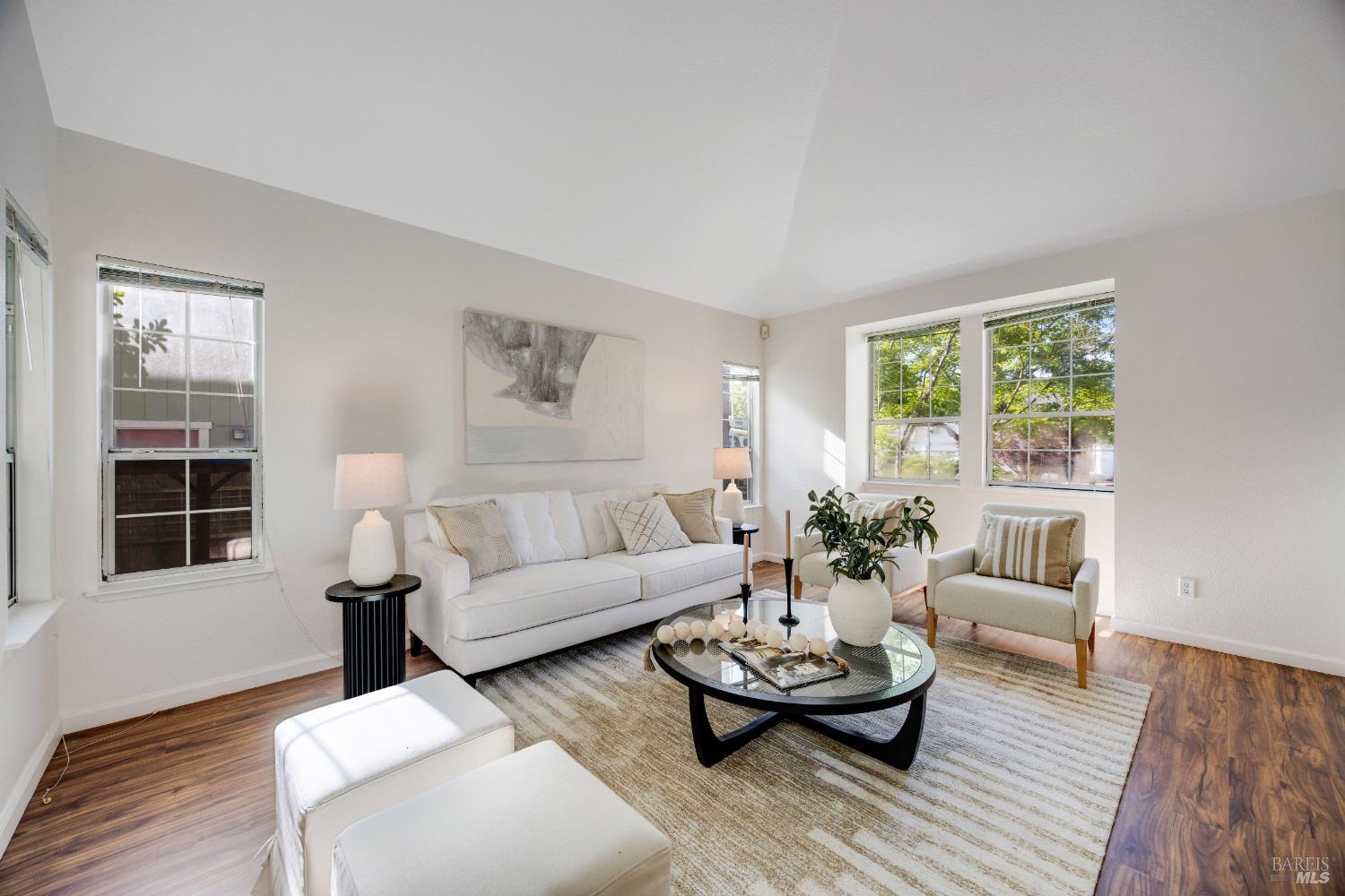 1874 Amy Avenue Santa Rosa CA 95401