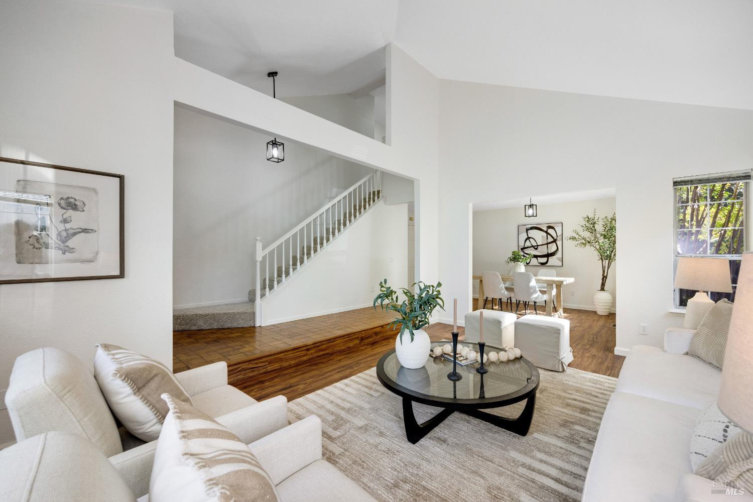 1874 Amy Avenue Santa Rosa CA 95401
