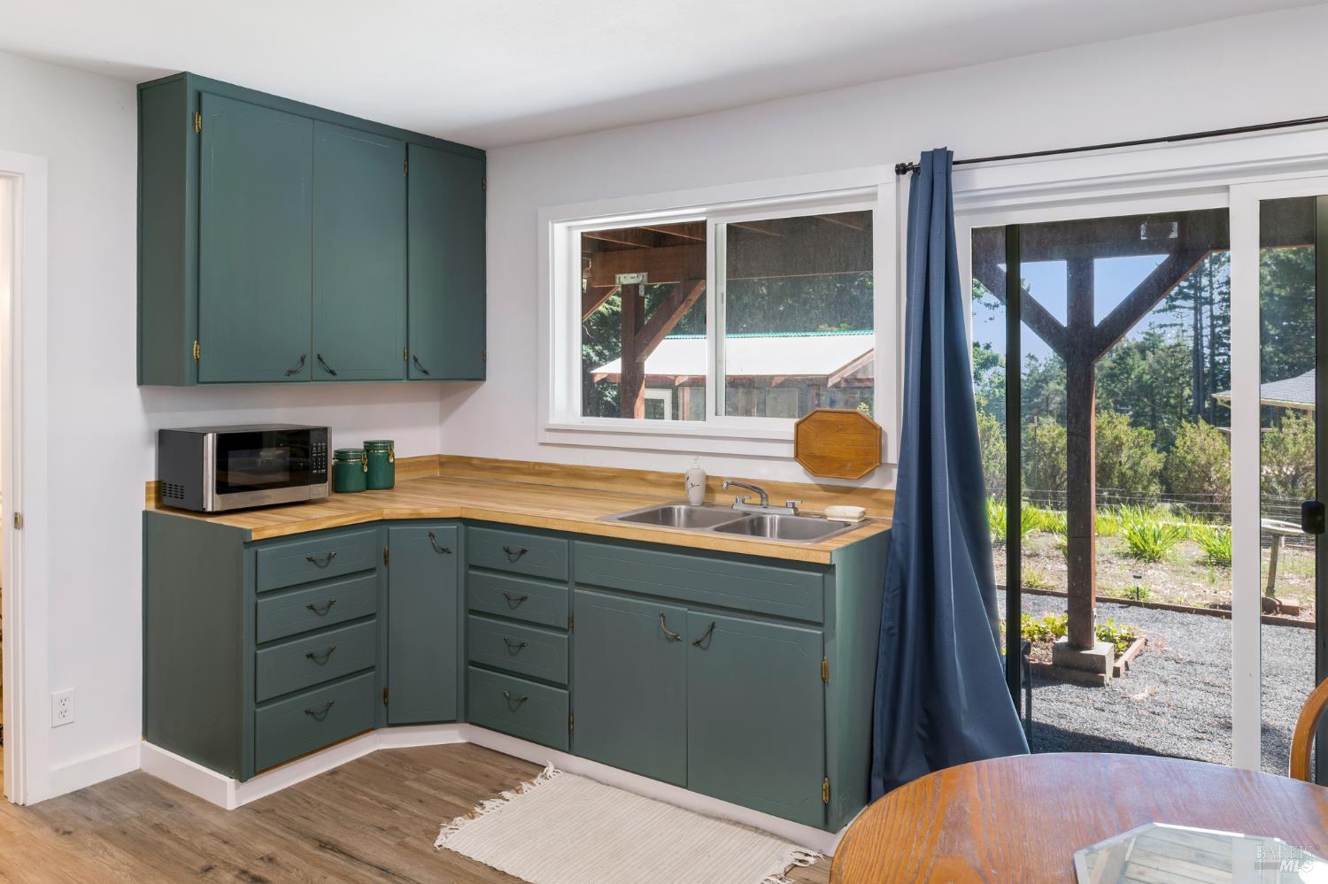 46650 Fish Rock Road Gualala CA 95445