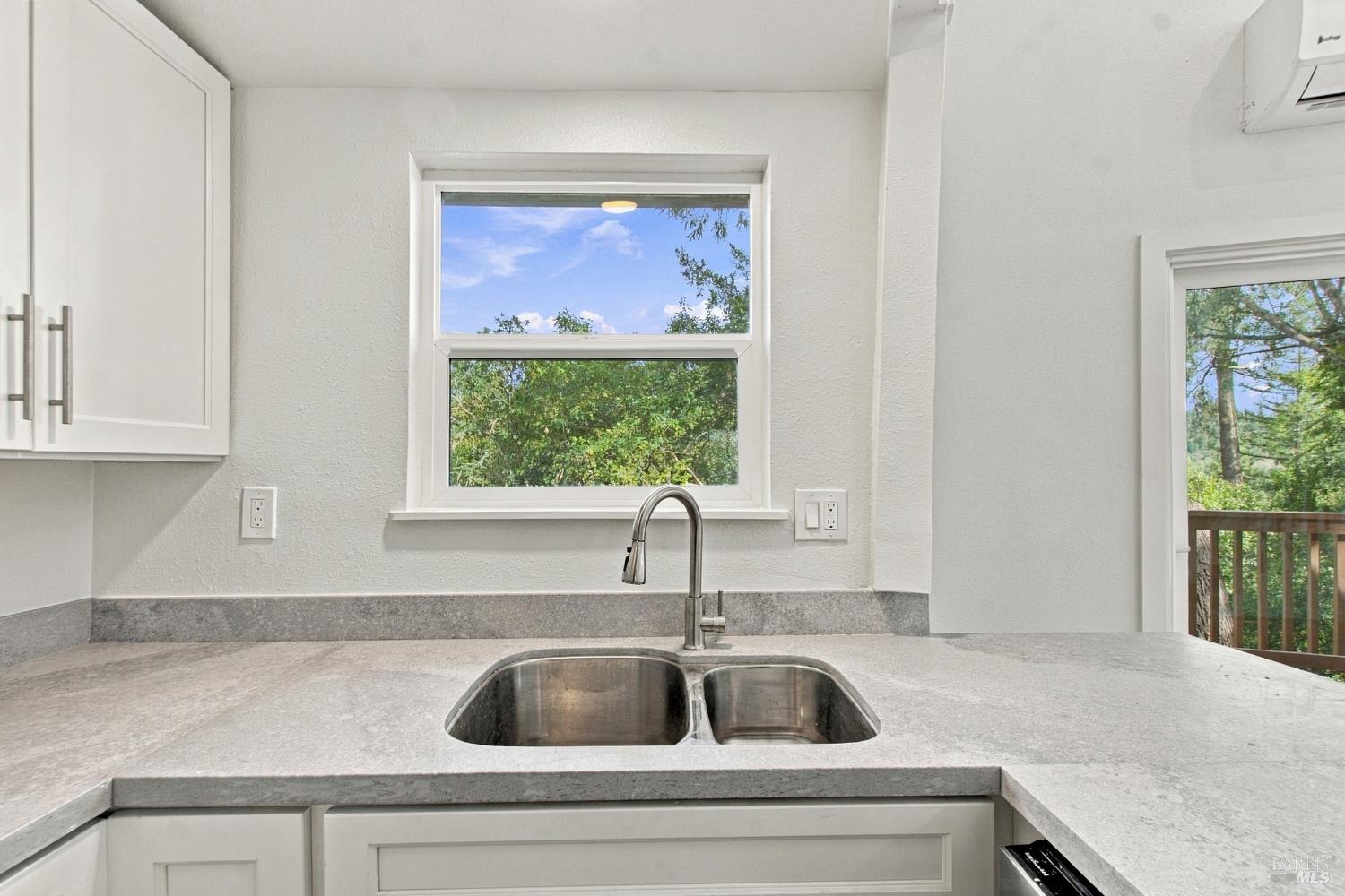 9438 Rio Vista Road Forestville CA 95472