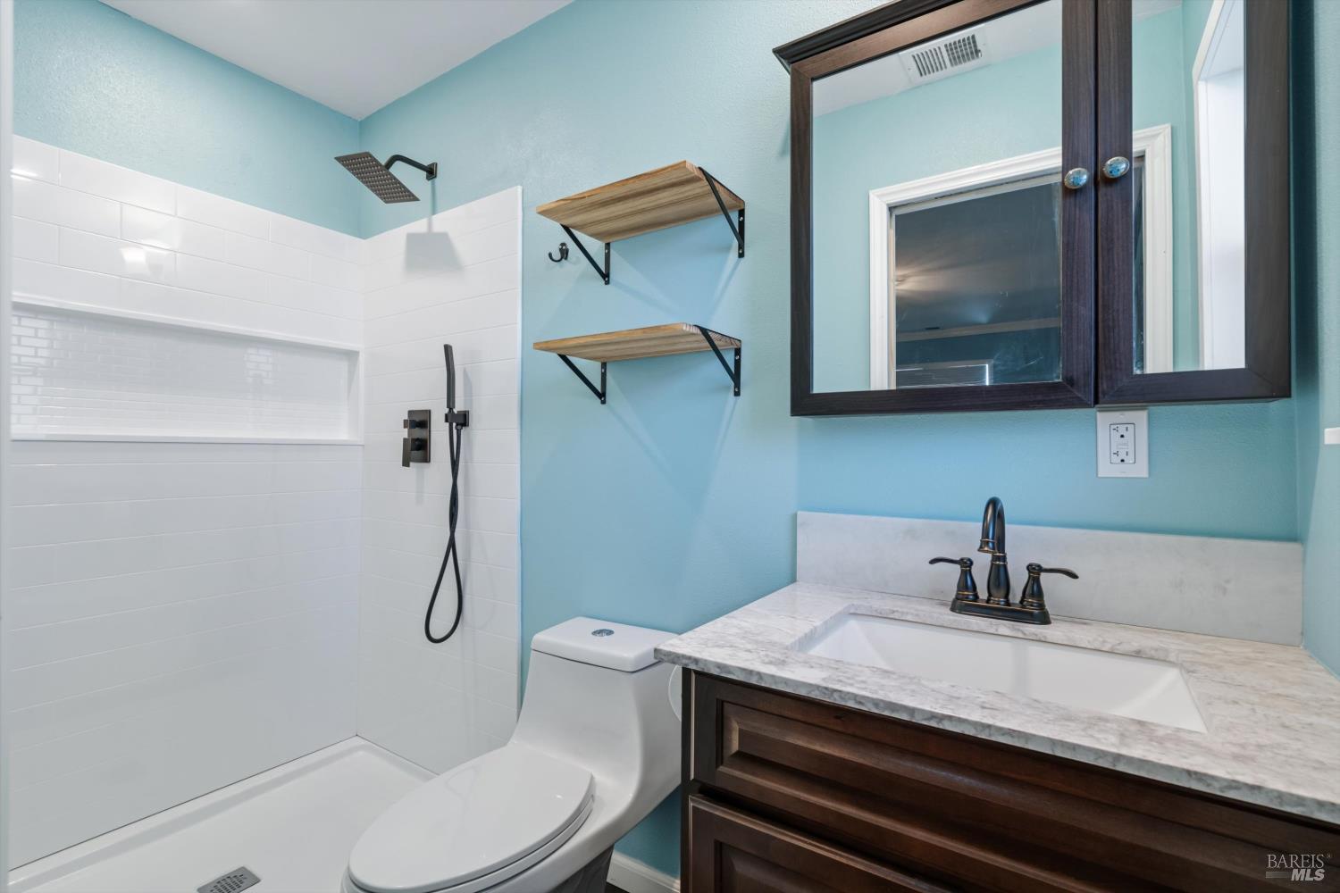2441 Redemeyer Road Ukiah CA 95482
