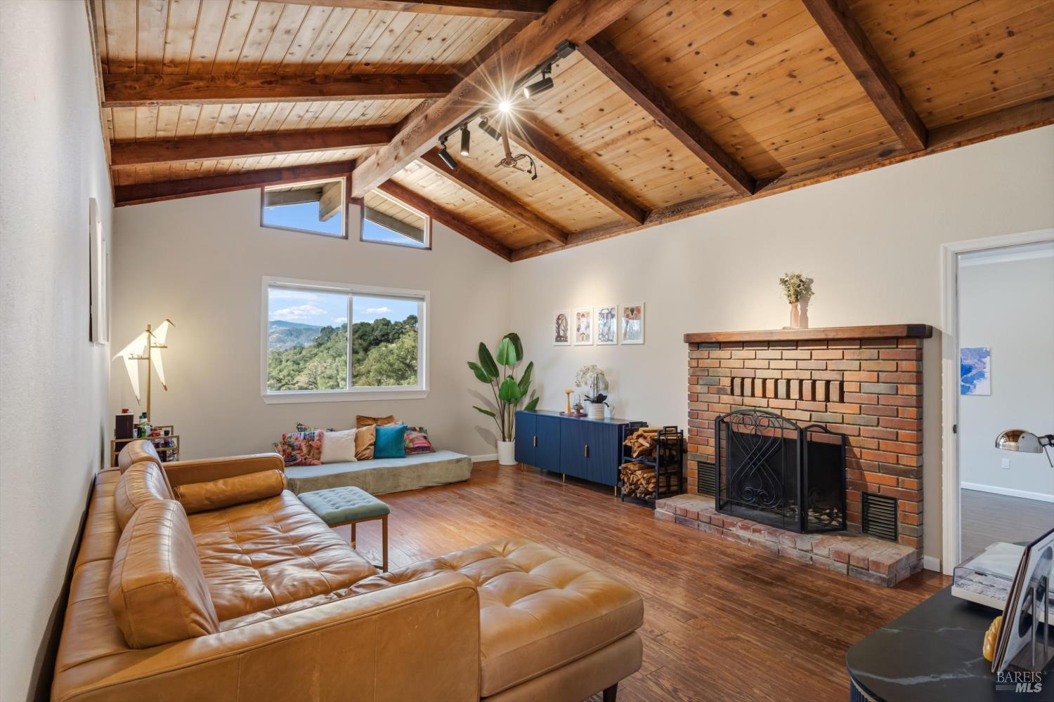 2441 Redemeyer Road Ukiah CA 95482