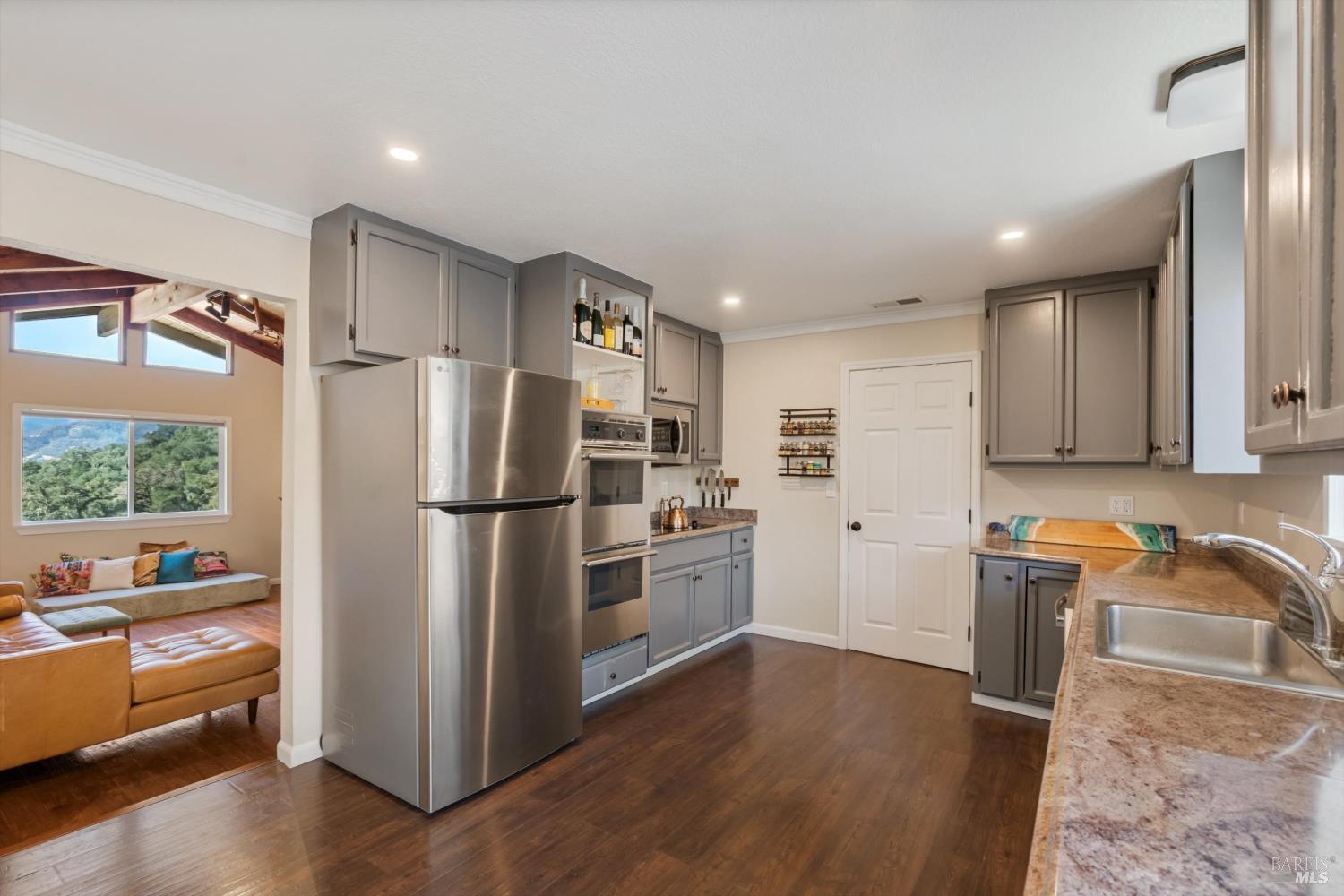 2441 Redemeyer Road Ukiah CA 95482