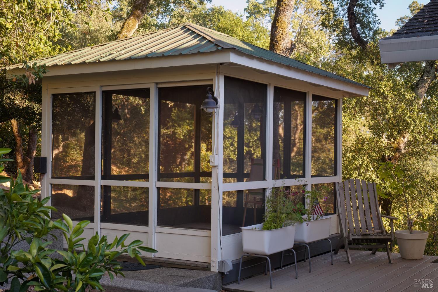 258 Via Monte Road St. Helena CA 94574