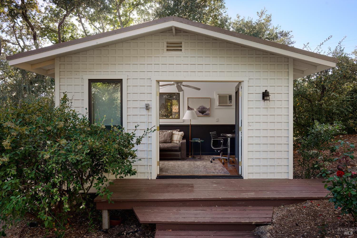 258 Via Monte Road St. Helena CA 94574