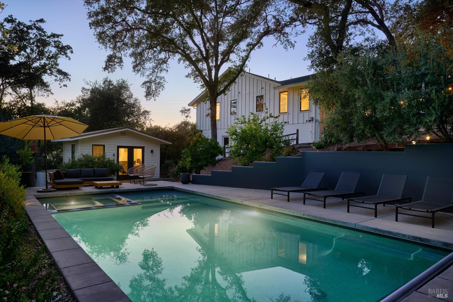 258 Via Monte Road St. Helena CA 94574