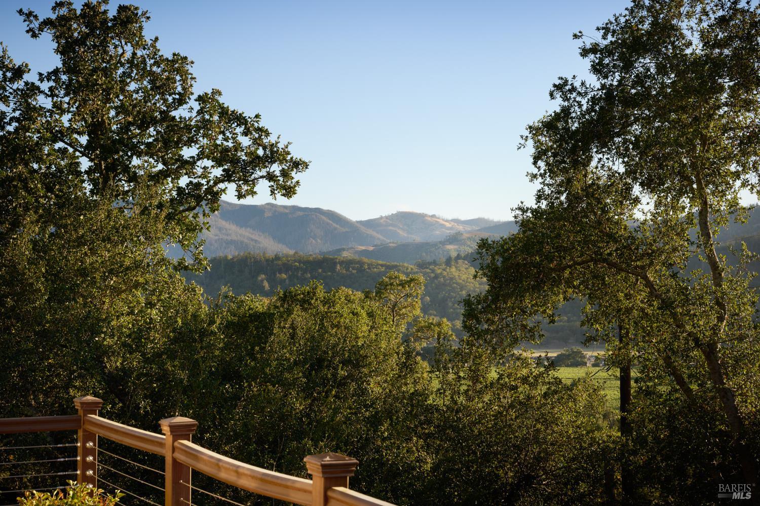 258 Via Monte Road St. Helena CA 94574