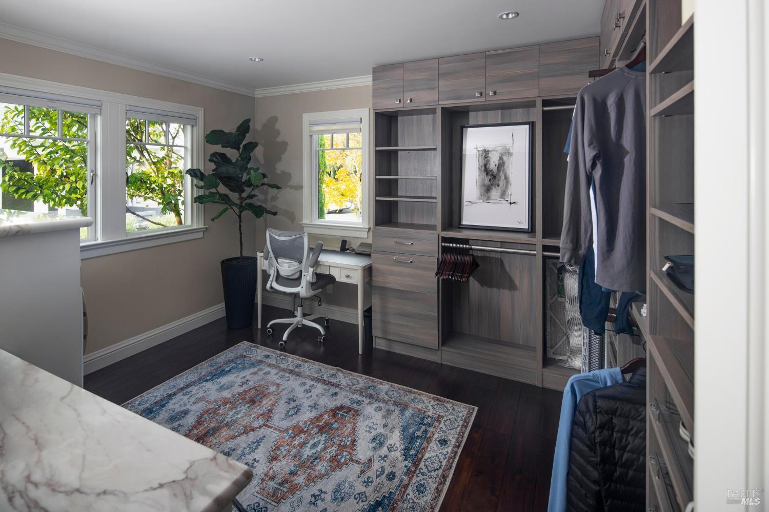 330 Plaza Street Healdsburg CA 95448
