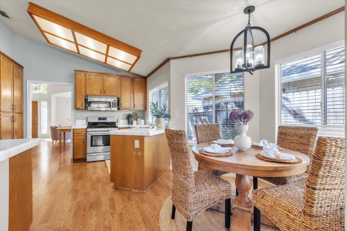 5923 Palm Springs Court Elk Grove CA 95758
