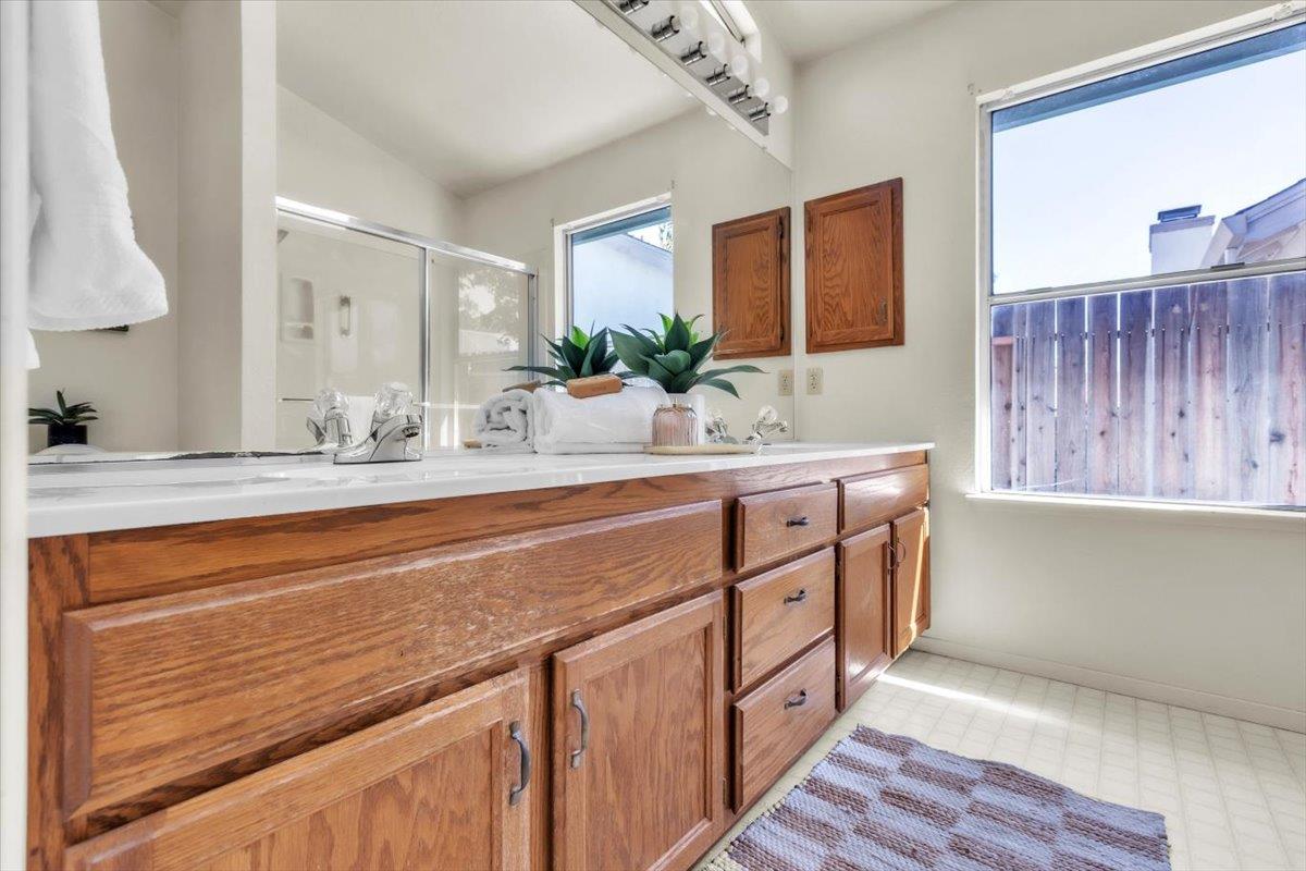 5923 Palm Springs Court Elk Grove CA 95758