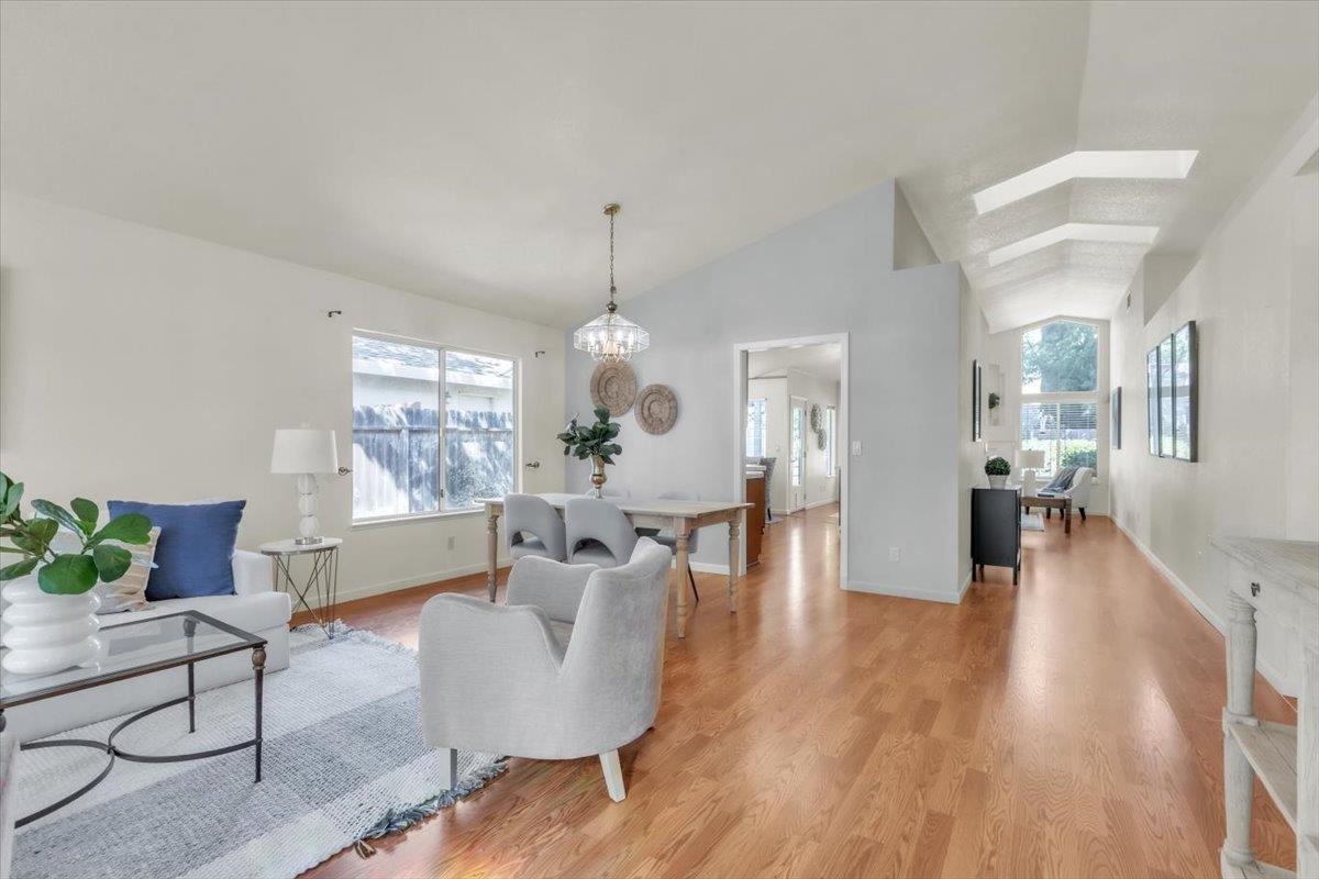 5923 Palm Springs Court Elk Grove CA 95758
