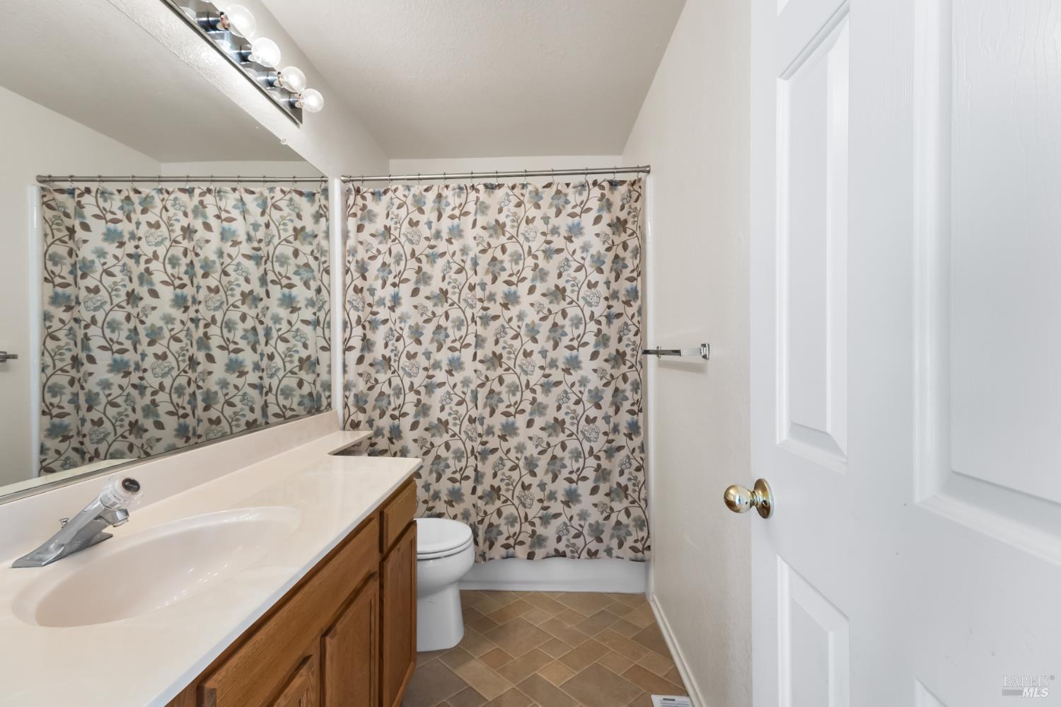 1109 Syracuse Circle Vacaville CA 95687