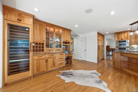857 Wildwood Trail Santa Rosa CA 95409