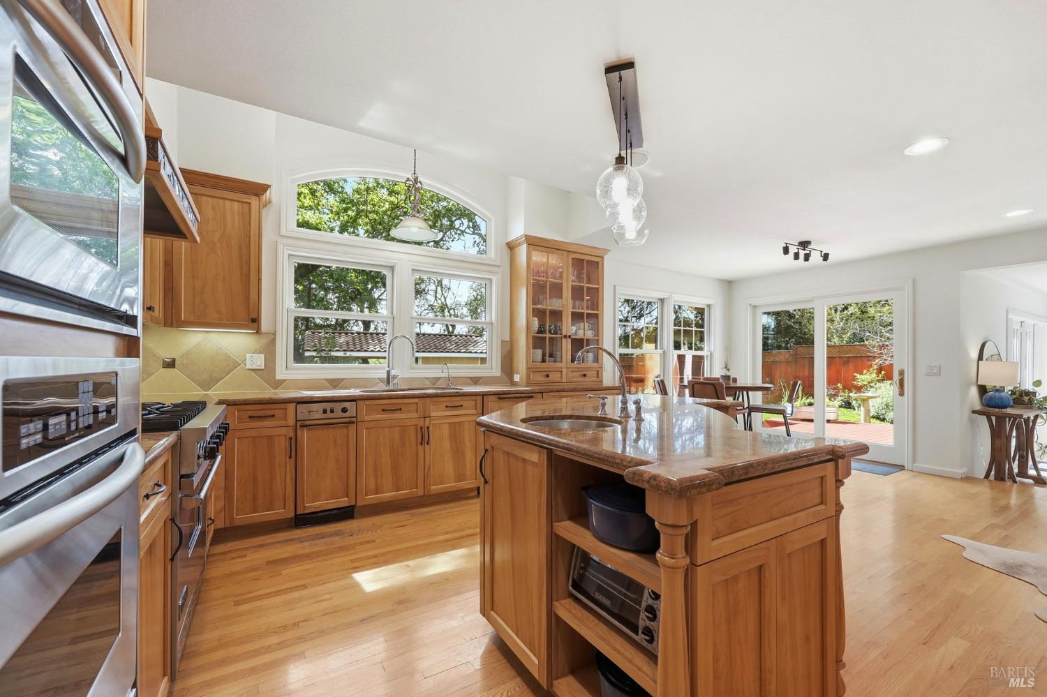 857 Wildwood Trail Santa Rosa CA 95409