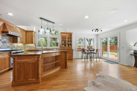 857 Wildwood Trail Santa Rosa CA 95409