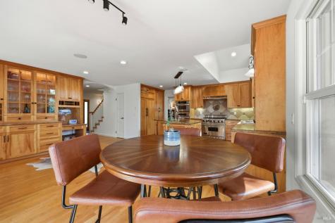 857 Wildwood Trail Santa Rosa CA 95409