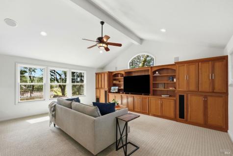 857 Wildwood Trail Santa Rosa CA 95409