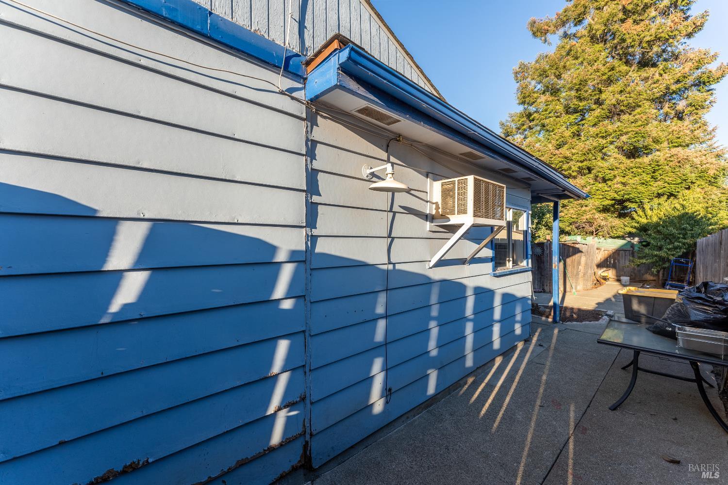 1367 Yokayo Drive Ukiah CA 95482
