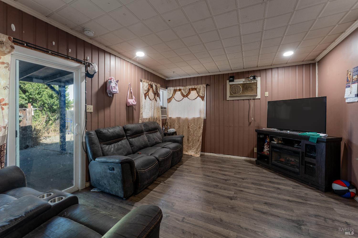 1367 Yokayo Drive Ukiah CA 95482
