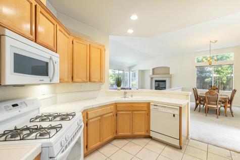 7225 16th Hole Drive Windsor CA 95492