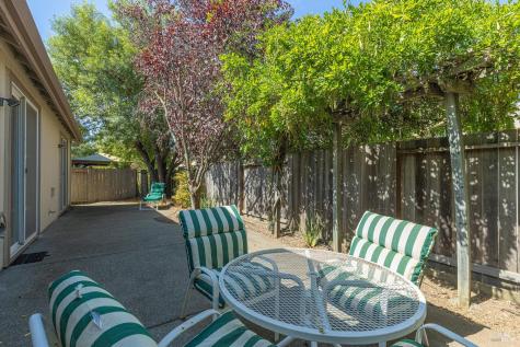 7225 16th Hole Drive Windsor CA 95492