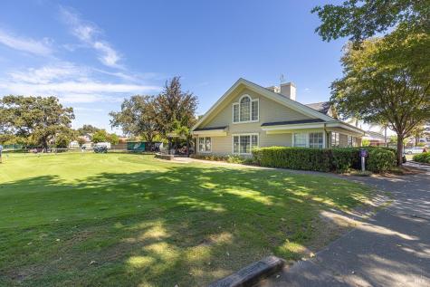 7225 16th Hole Drive Windsor CA 95492