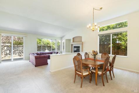 7225 16th Hole Drive Windsor CA 95492