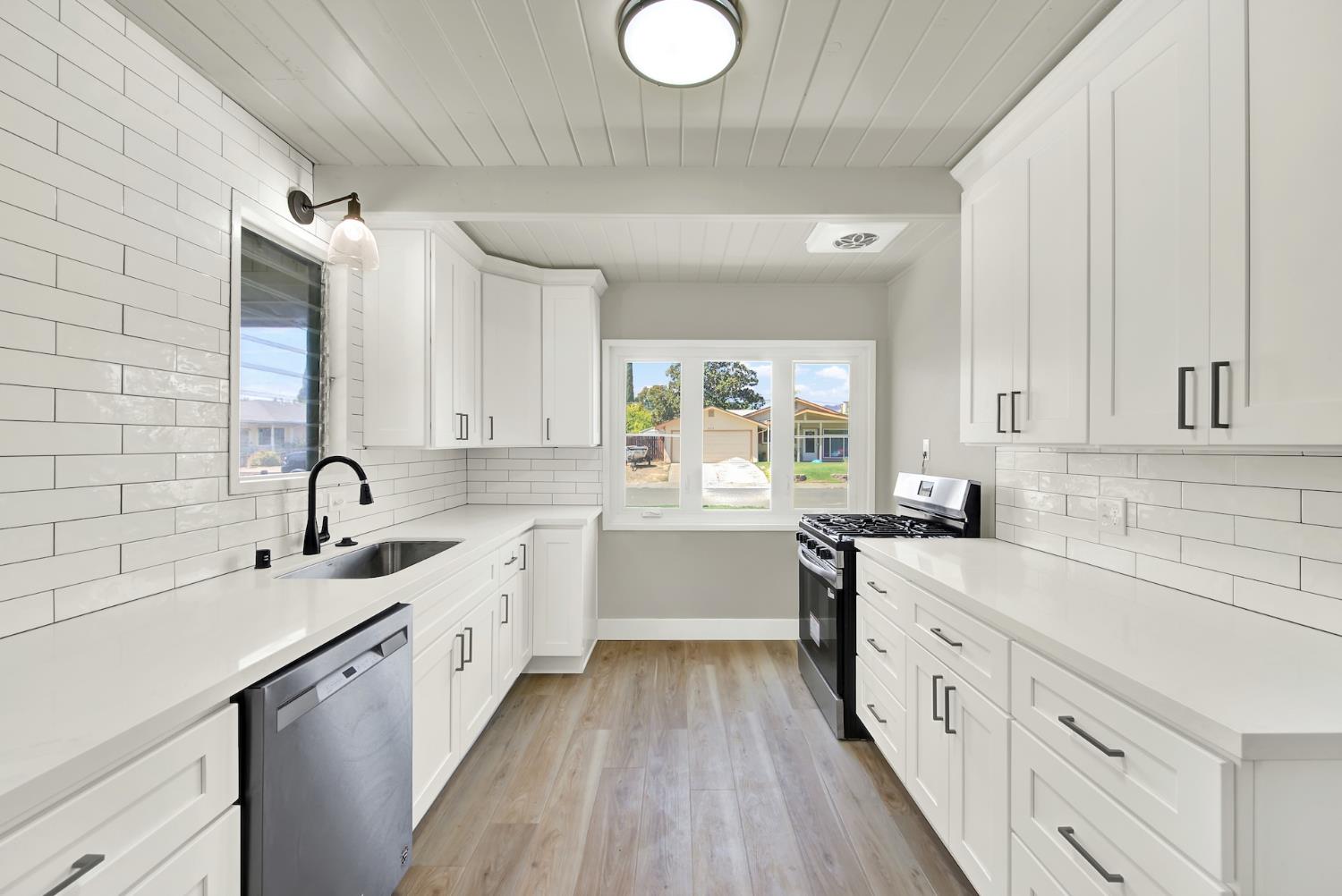 817 Jefferson Winters CA 95694