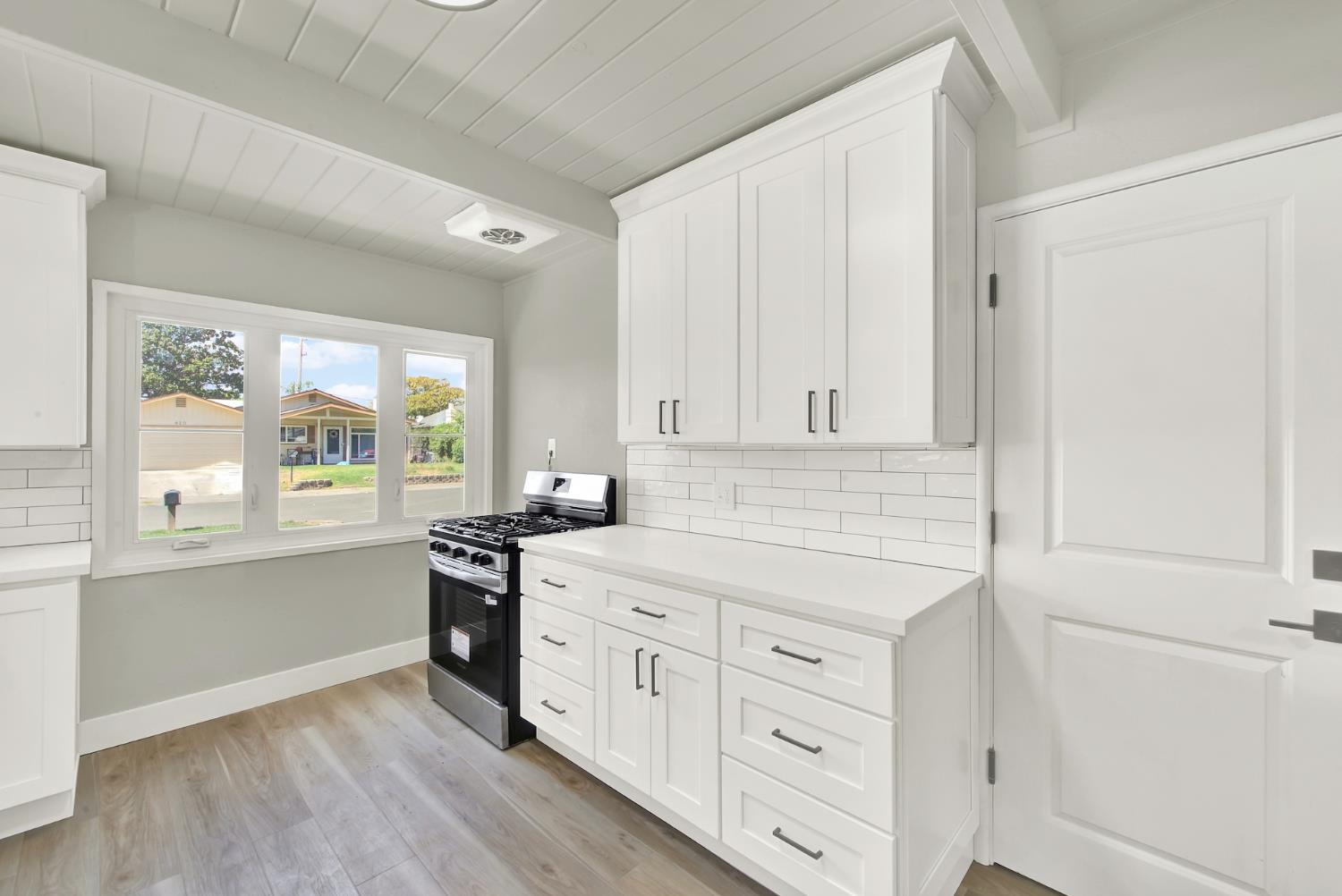 817 Jefferson Winters CA 95694