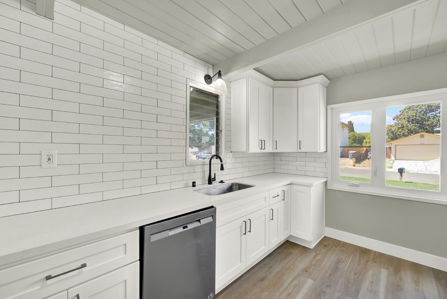 817 Jefferson Winters CA 95694