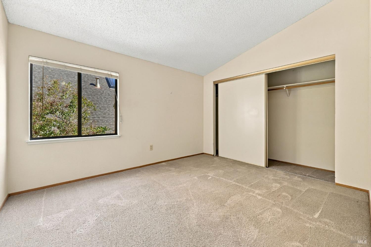 518 March Avenue Healdsburg CA 95448