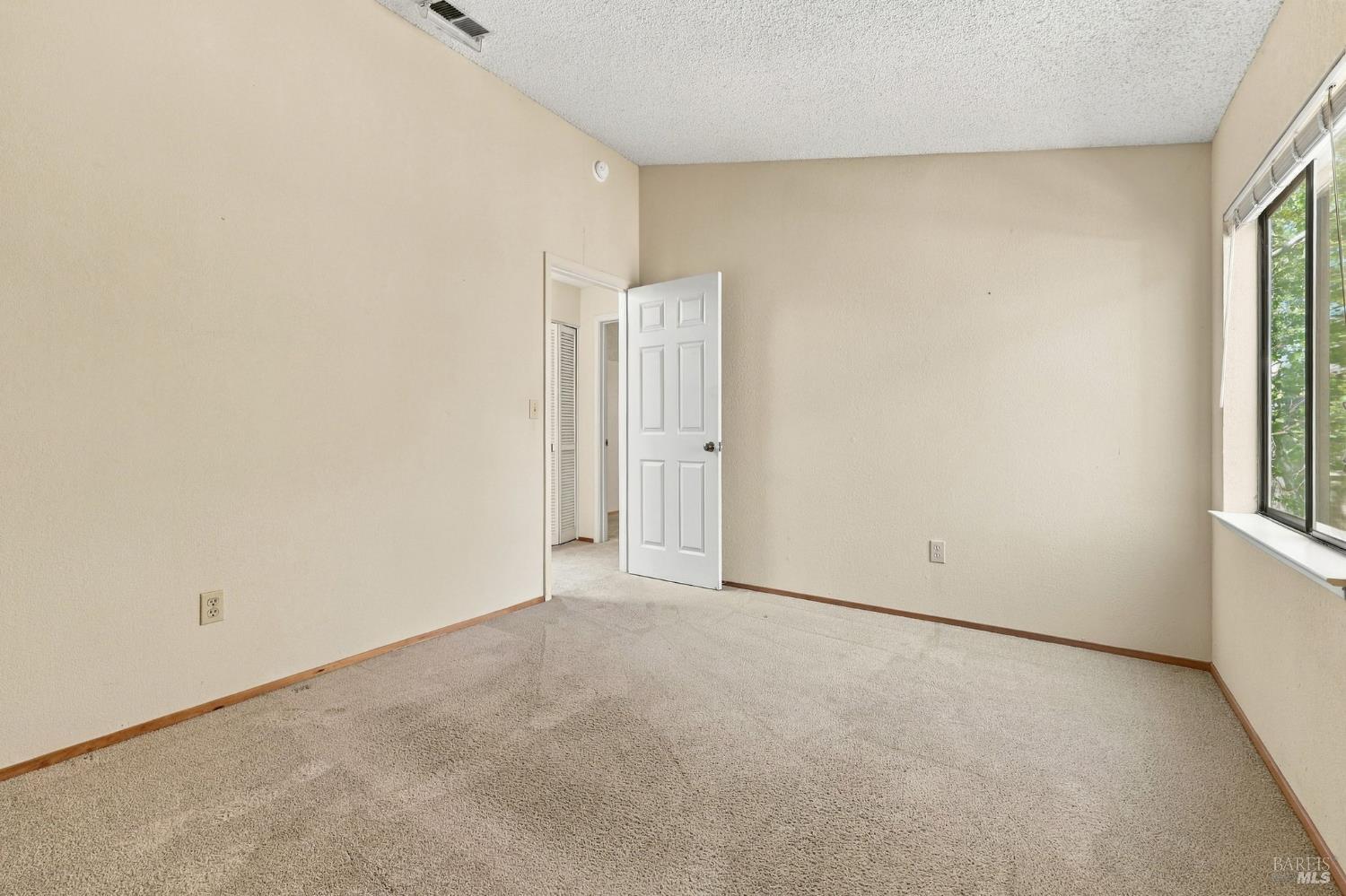 518 March Avenue Healdsburg CA 95448