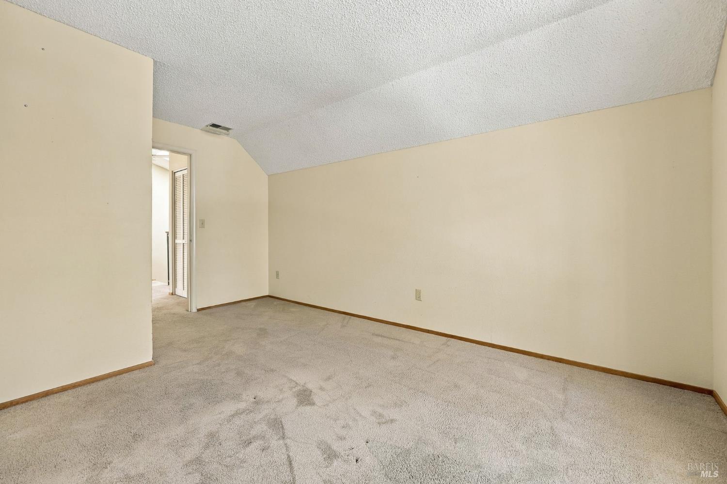 518 March Avenue Healdsburg CA 95448