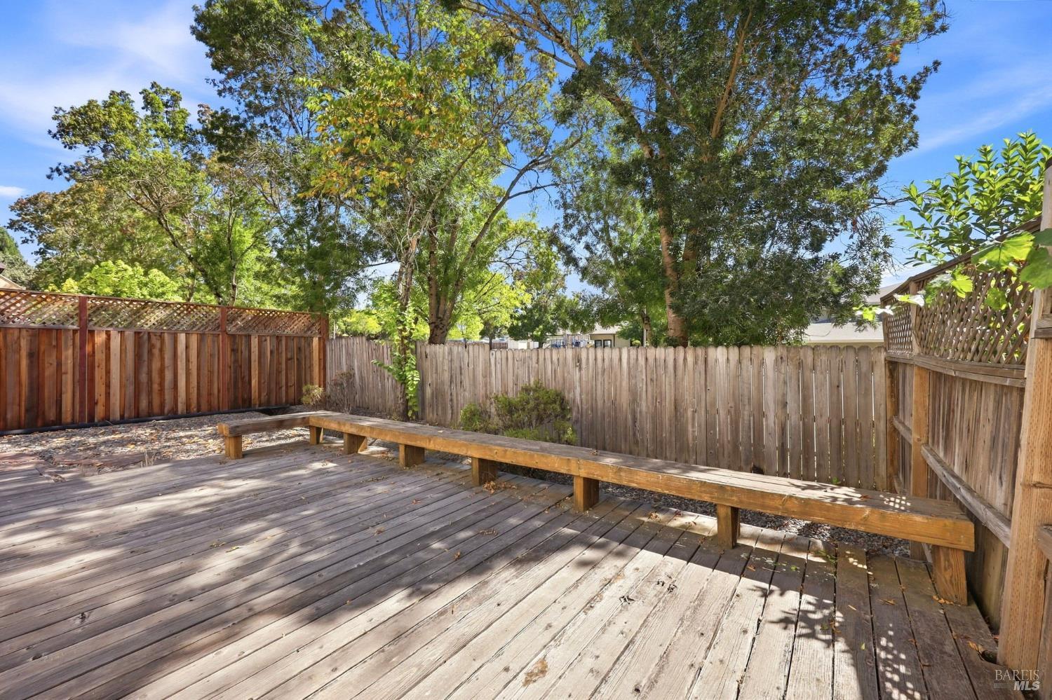 518 March Avenue Healdsburg CA 95448