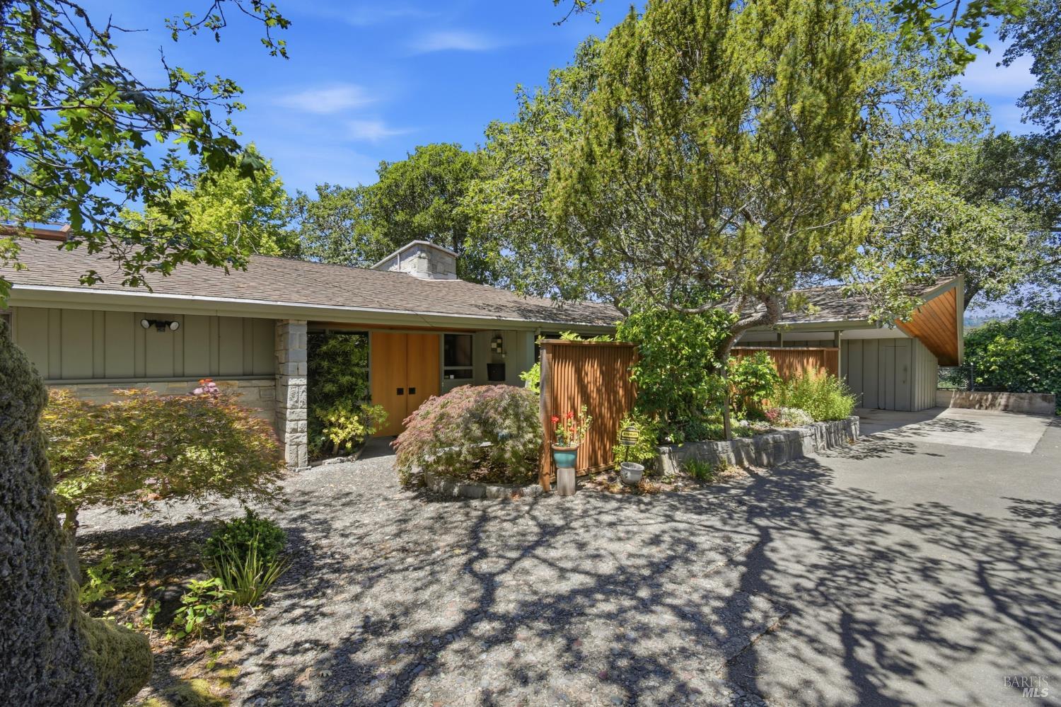 2348 Sycamore Avenue Santa Rosa CA 95404